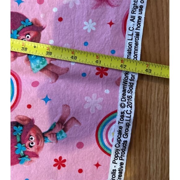 Trolls Fabric Poppy Cupcake Toss Pink 36"x42" 1 yd Springs Creative 2016 - Picture 6 of 6